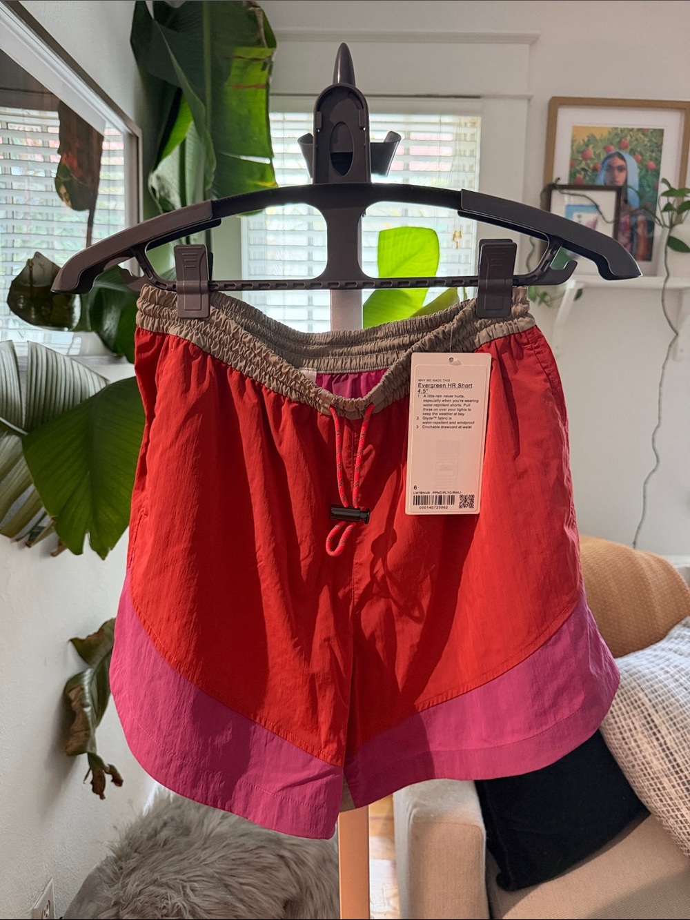 lululemon athletica Red and Pink Colorblock Women's Athletic Shorts